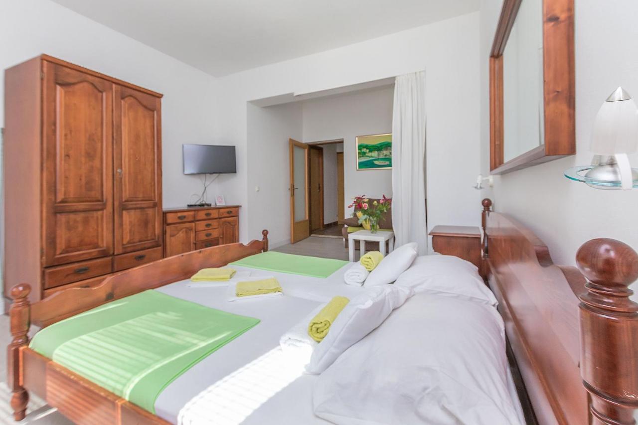 Apartments Clarus Mare Duće Eksteriør bilde