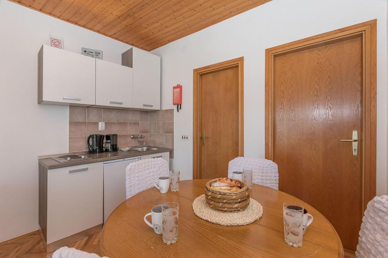 Apartments Clarus Mare Duće Eksteriør bilde