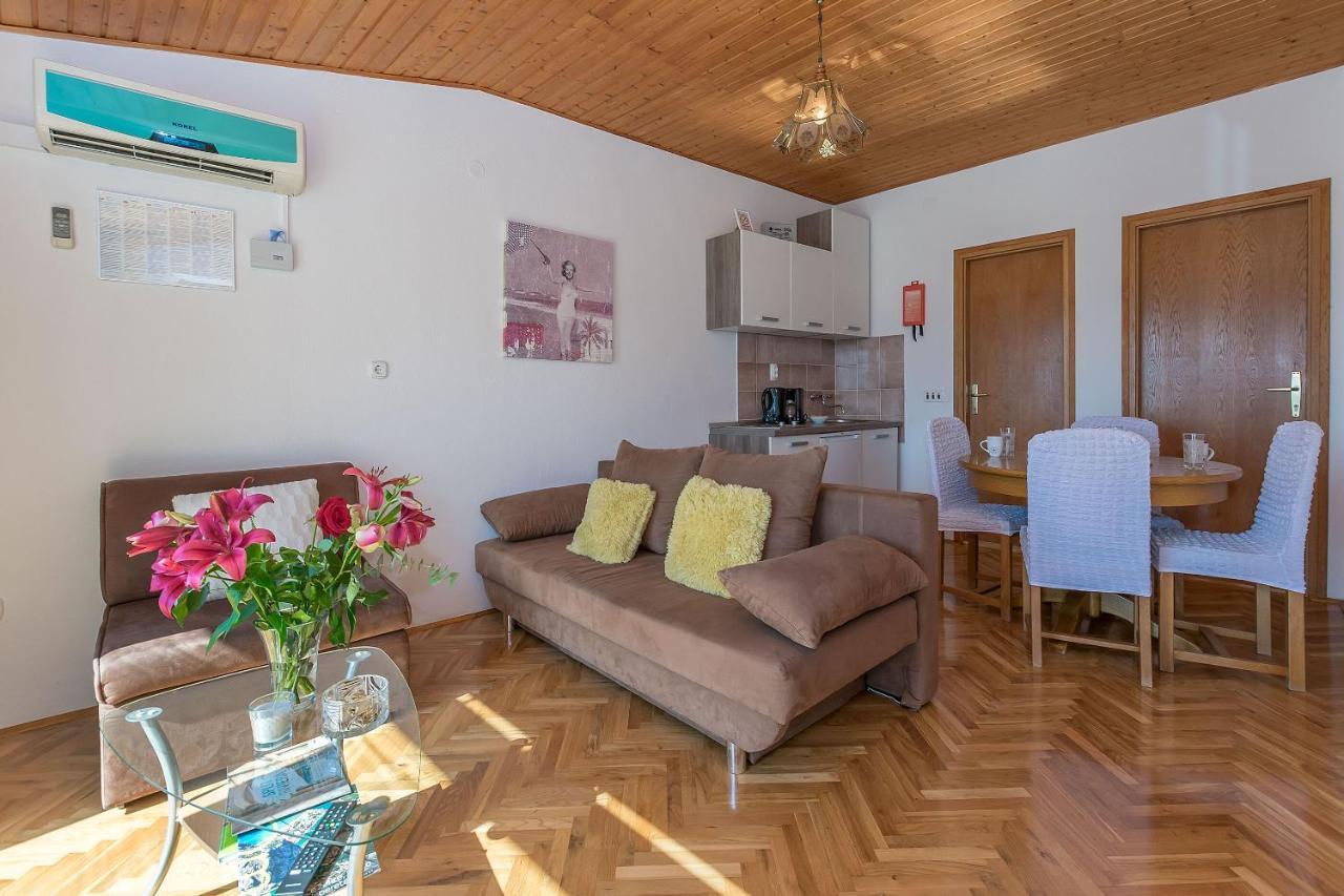 Apartments Clarus Mare Duće Eksteriør bilde